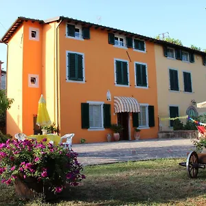  Frühstückspension Lucca Fora